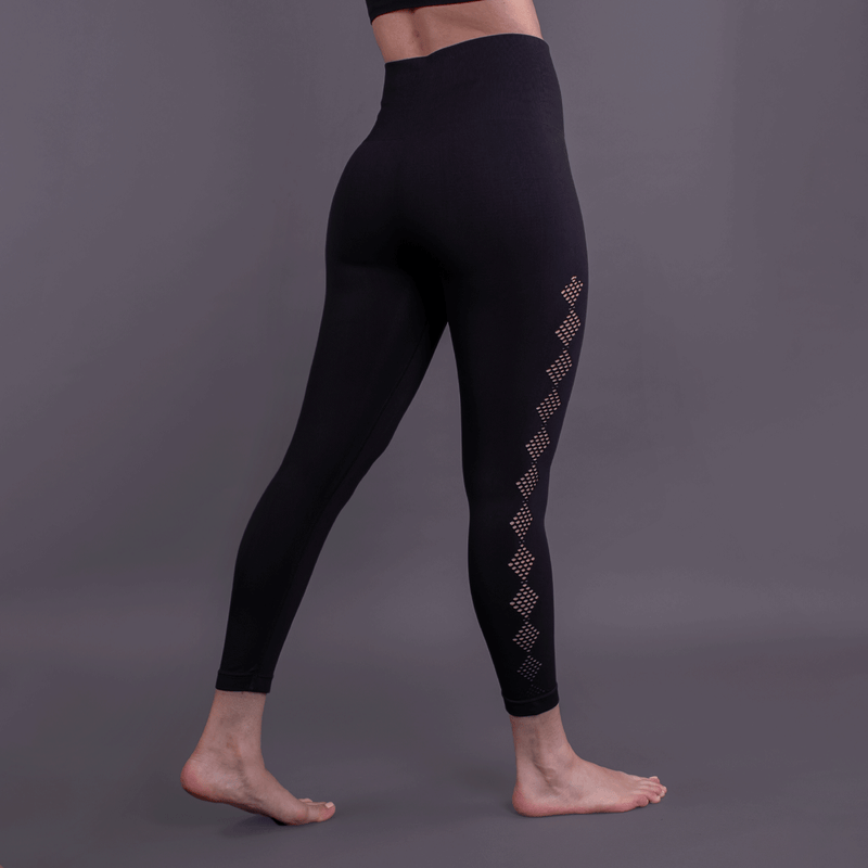 TEMA Athletics High Waist Seamless Black Scallop Leggings