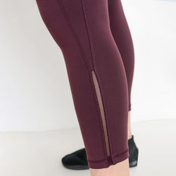 TEMA Athletics Plus Size Cabernet High Waist Mesh Detail Pocket Leggings